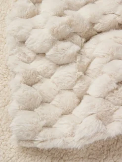 Clearance HVIDBLOMMEManta HVIDBLOMME 150x200 beis Mantas
