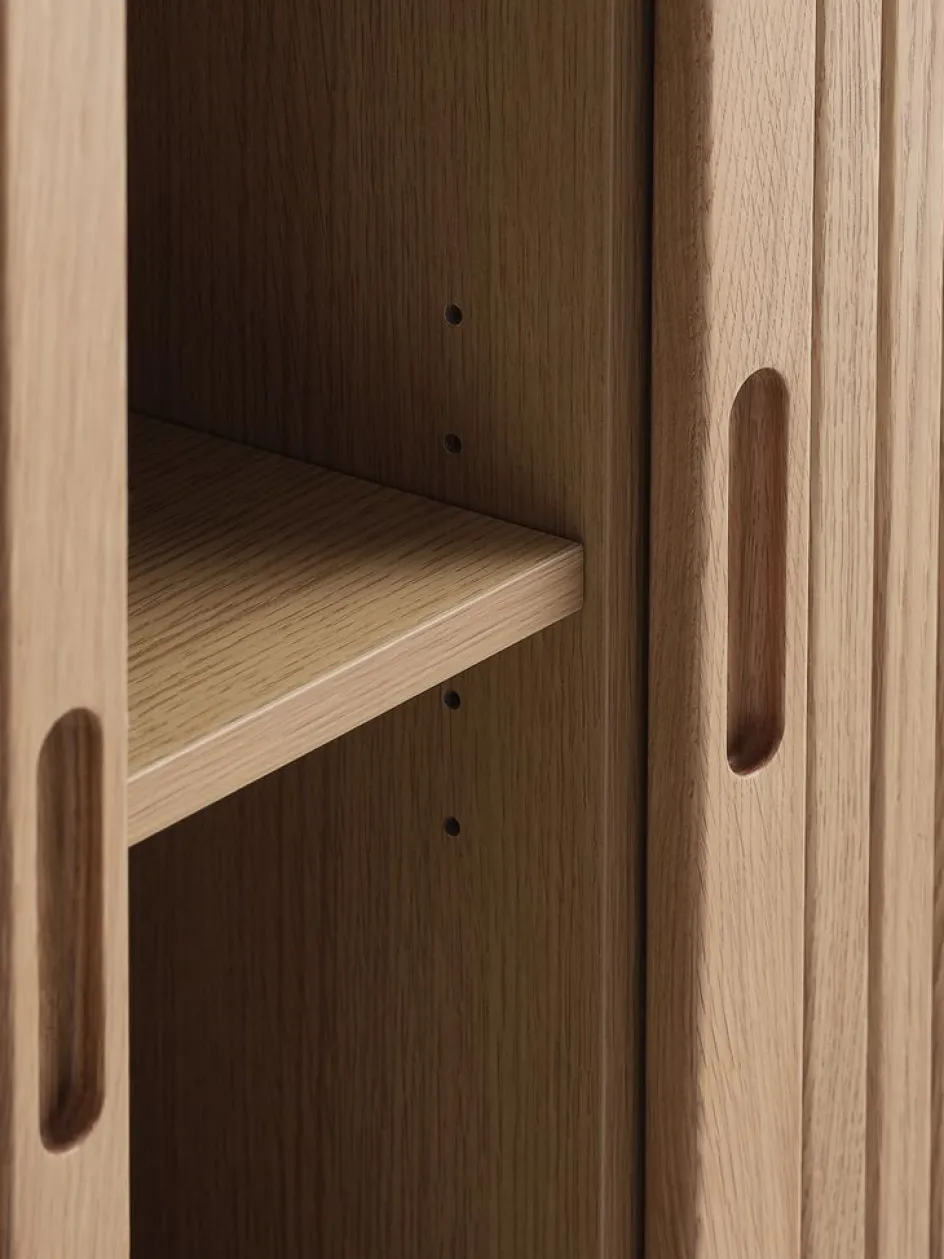 Outlet LYNGVIGAparador LYNGVIG 120cm 2 puertas persiana Aparadores|Aparadores