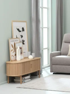 Outlet LYNGVIGMueble TV LYNGVIG 120cm 2 puertas persiana Muebles De TV