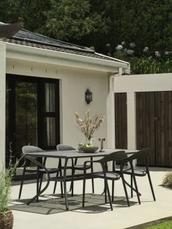 Outlet NANNESTADSilla apilable NANNESTAD gris oscuro Sillas De Jardín