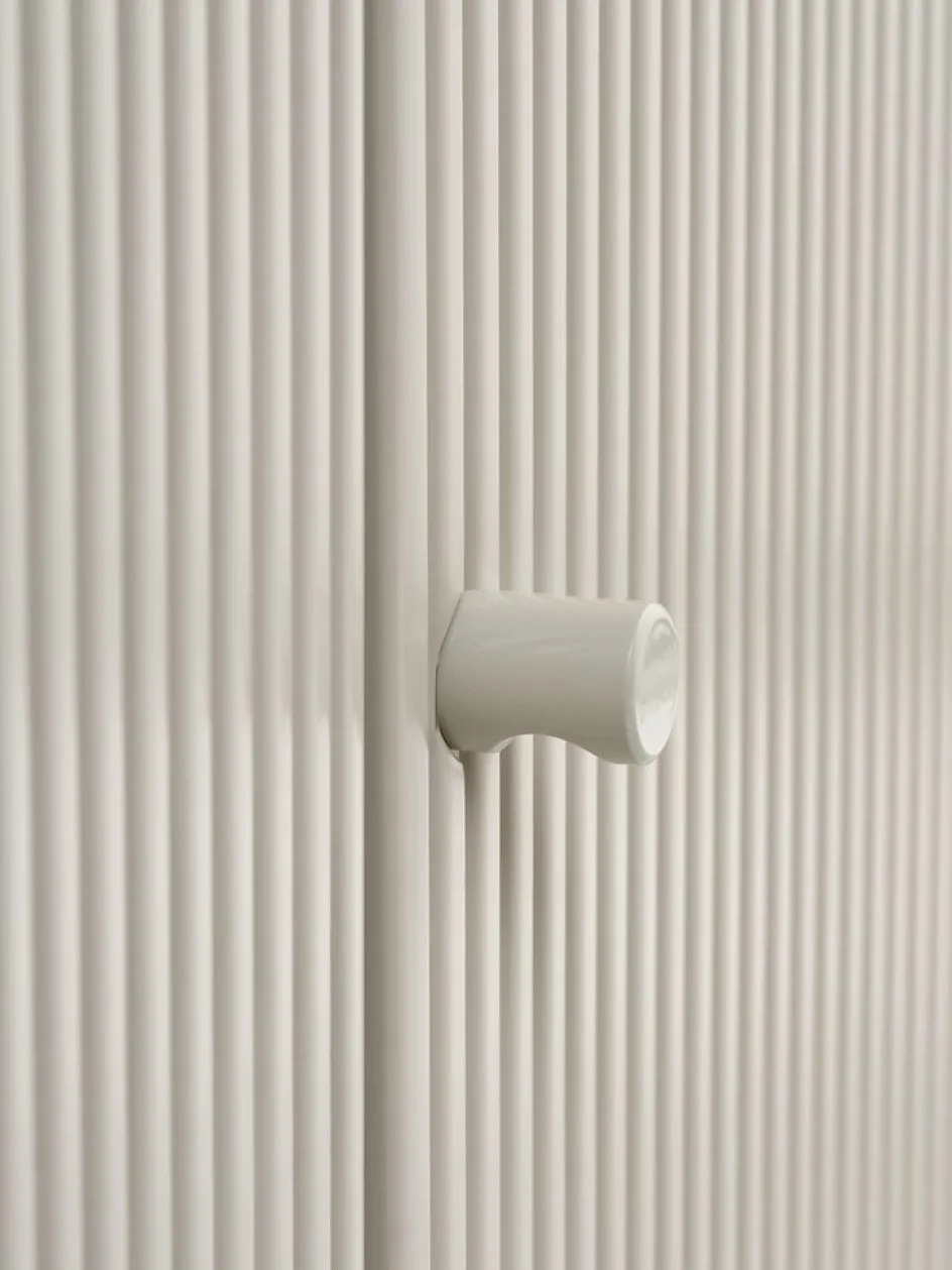 Outlet OVTRUPAparador OVTRUP 3 puertas beis Aparadores|Aparadores