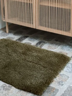 Online SANDVIKENGOLDAlfombrilla de baño SANDVIKEN 60x90cm oliva microfibra Alfombras De Baño
