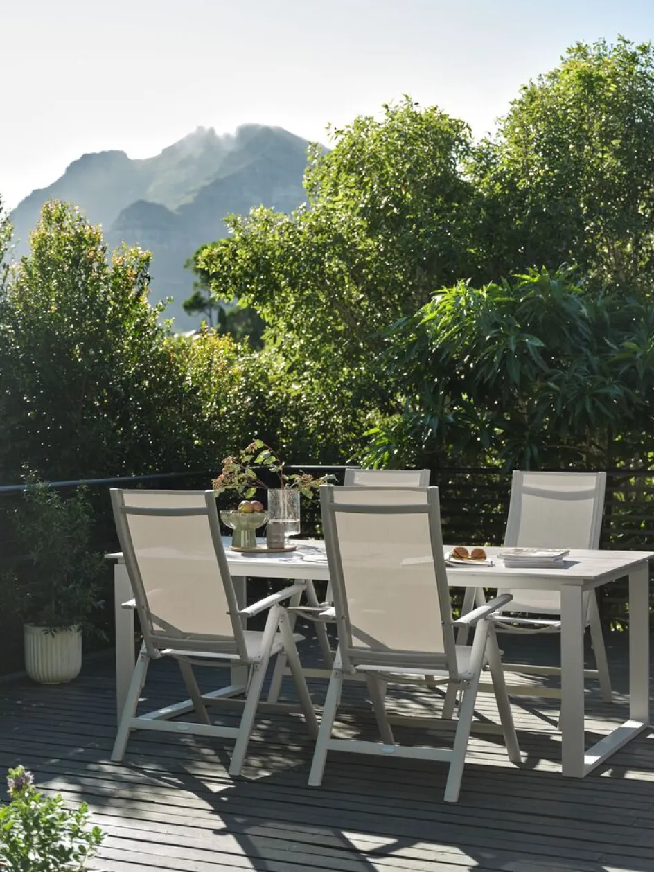 SONNERUPMesa de jardín SONNERUP A100xL215 beis Mesas De Jardín