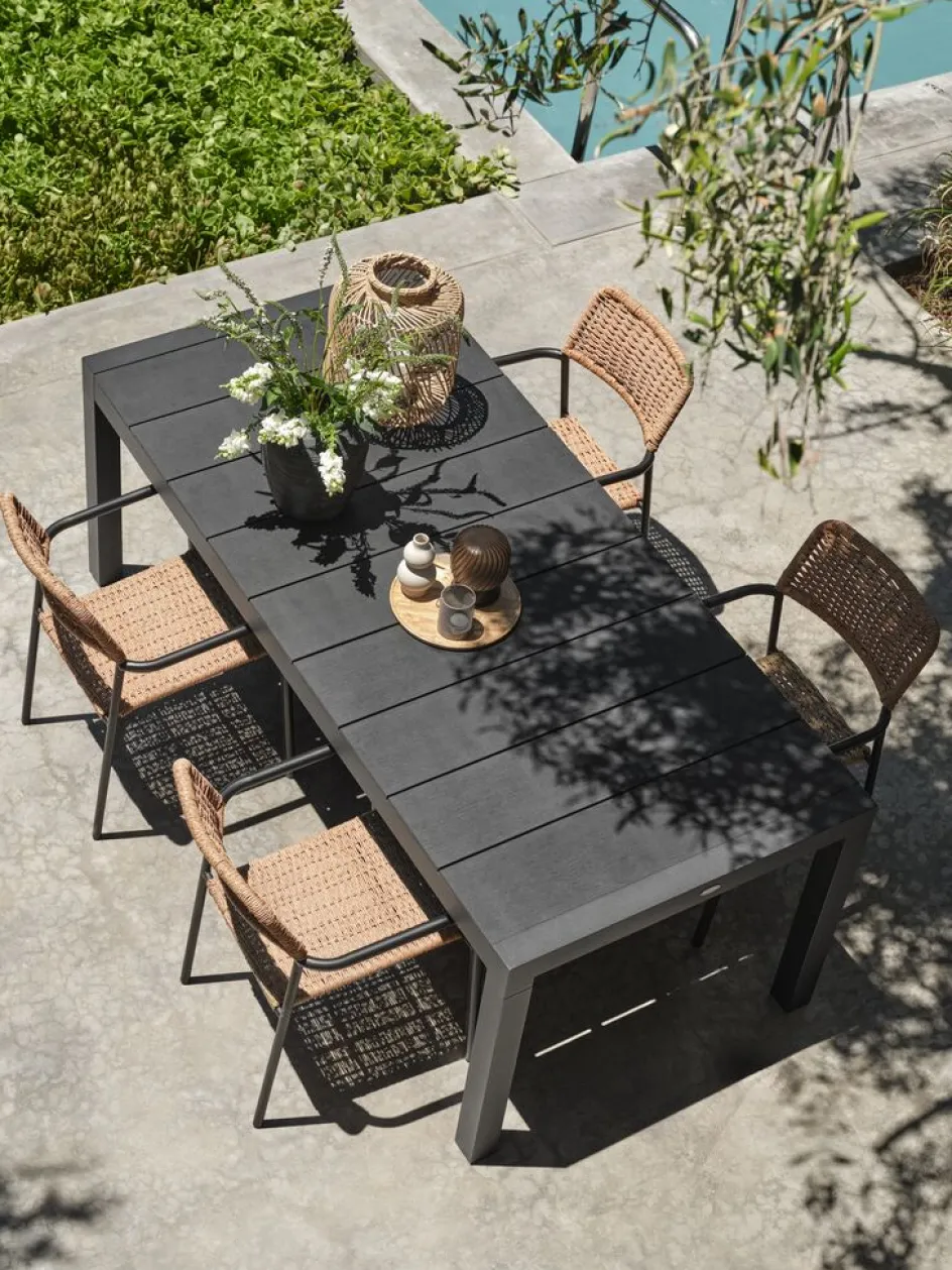 Outlet TYDAL + ORKANGERMesa TYDAL L208/272 negro + 4 sillas ORKANGER natural Conjuntos Mesa Y Sillas De Jardín
