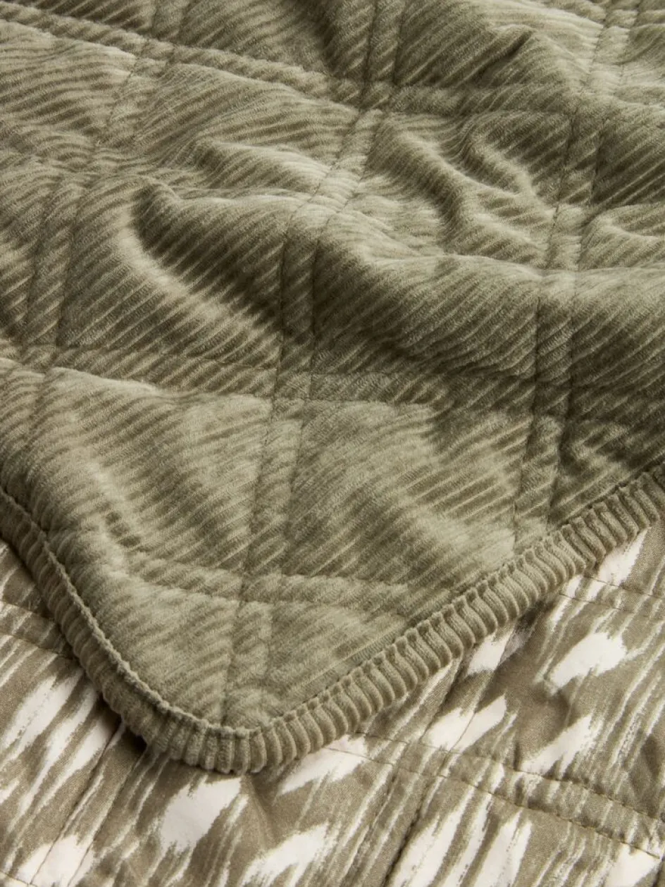 New VILLMORELLColcha VILLMORELL 220x240 verde/blanco Colchas|Colchas