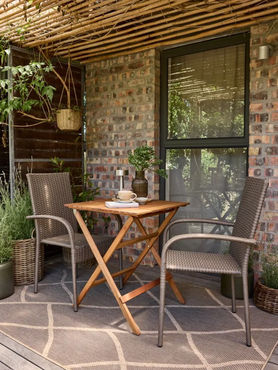 Hot VRAADAL + GUDHJEMMesa VRAADAL L62 madera dura + 2 sillas GUDHJEM natural Conjuntos Mesa Y Sillas De Jardín